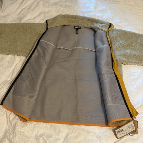 NWT Patagonia Men’s Retro-X High Pile Jacket - Picture 5 of 8